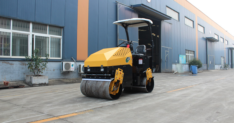 小型壓路機(jī) 小型壓路機(jī)