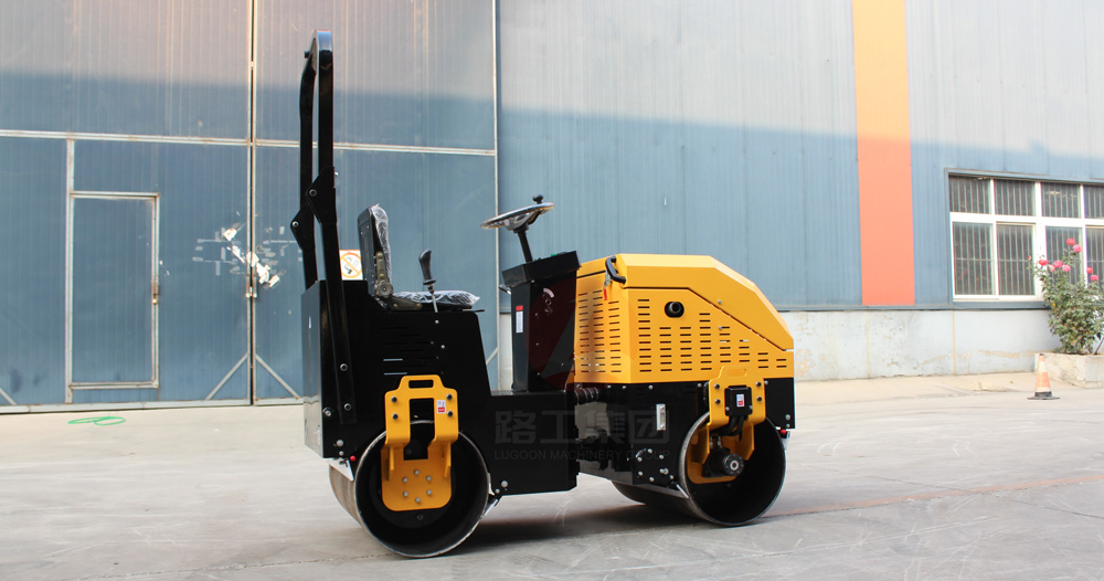 小型壓路機(jī) 小型壓路機(jī)