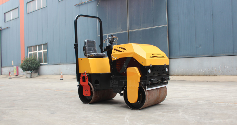 小型壓路機(jī) 小型壓路機(jī)