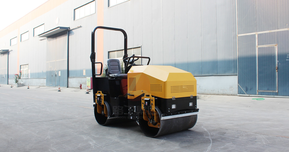 小型壓路機(jī) 小型壓路機(jī)