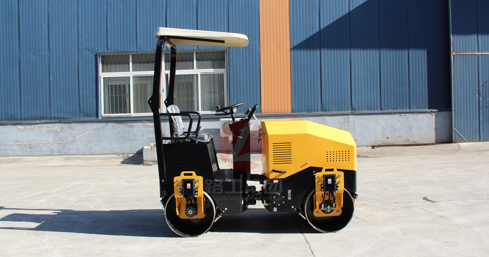 小型壓路機(jī) 小型壓路機(jī)