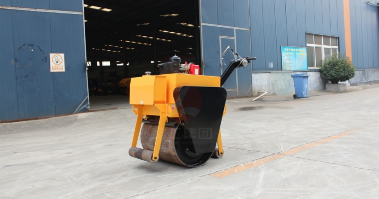 小型壓路機(jī)出現(xiàn)故障怎么辦？