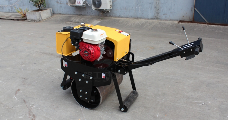 手扶式壓路機(jī)都有哪些優(yōu)勢(shì)特點(diǎn)？